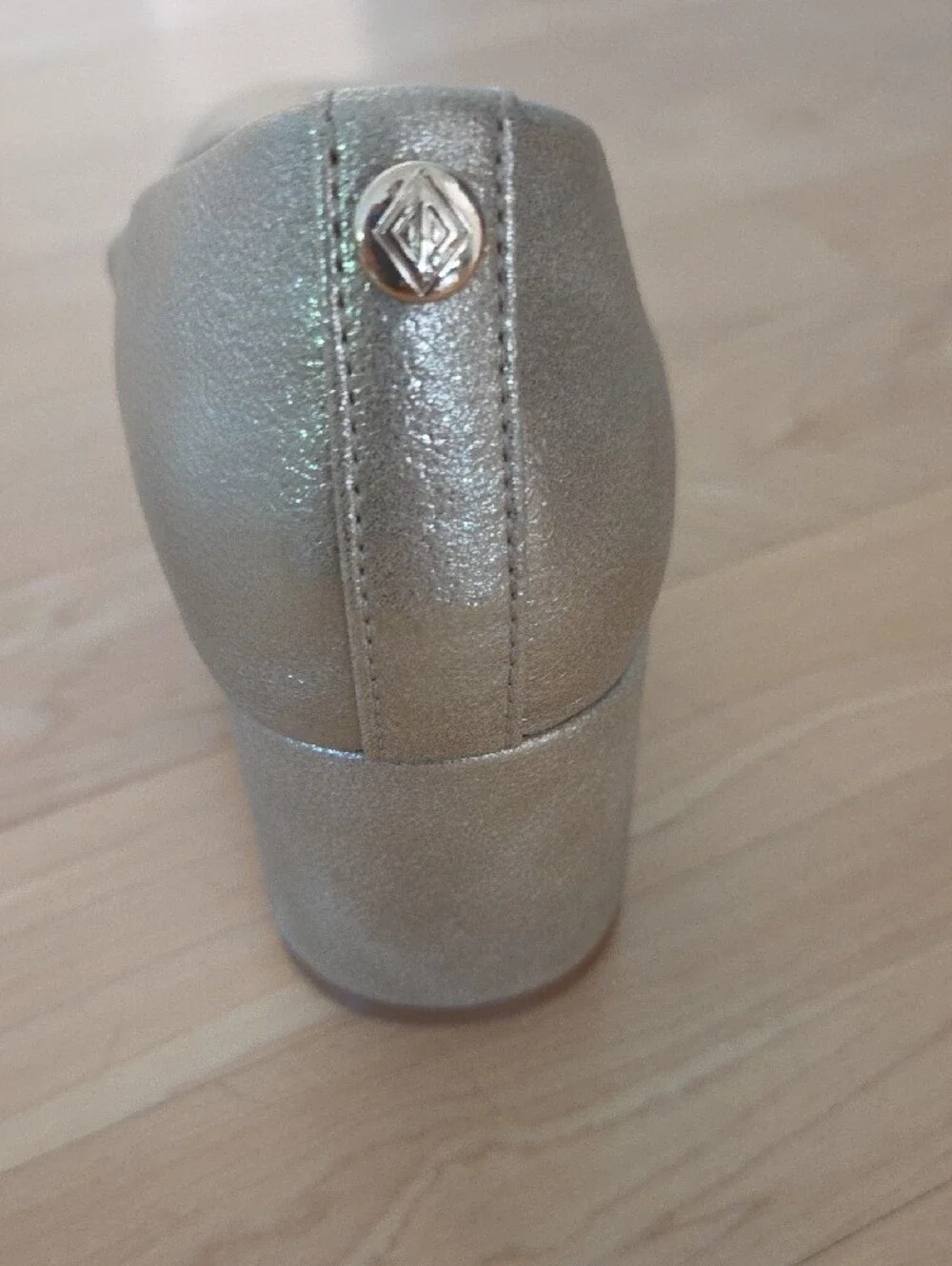 Donald J. Pliner Goodwyn Block Heel Pump NEW Size 7